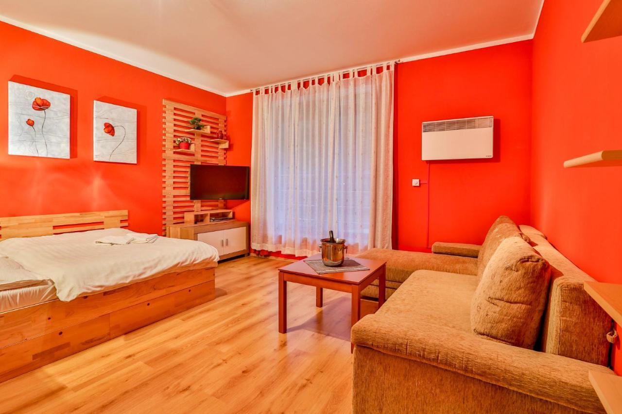 Apartmanovy Dom Fatrapark 1 S Wellness - Hlavna Recepcia Ружомберок Екстер'єр фото
