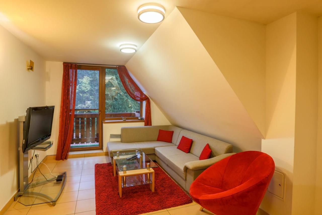 Apartmanovy Dom Fatrapark 1 S Wellness - Hlavna Recepcia Ружомберок Екстер'єр фото