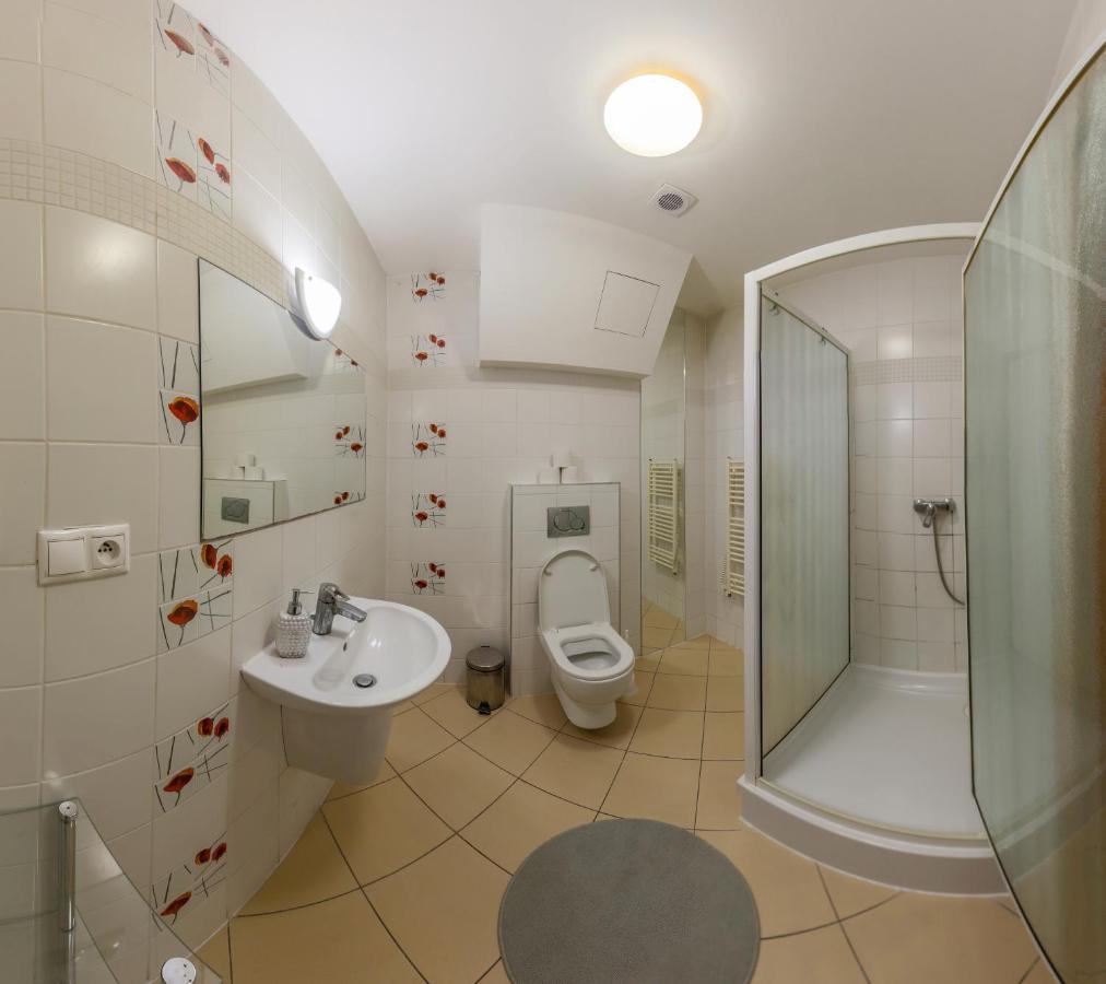 Apartmanovy Dom Fatrapark 1 S Wellness - Hlavna Recepcia Ружомберок Екстер'єр фото
