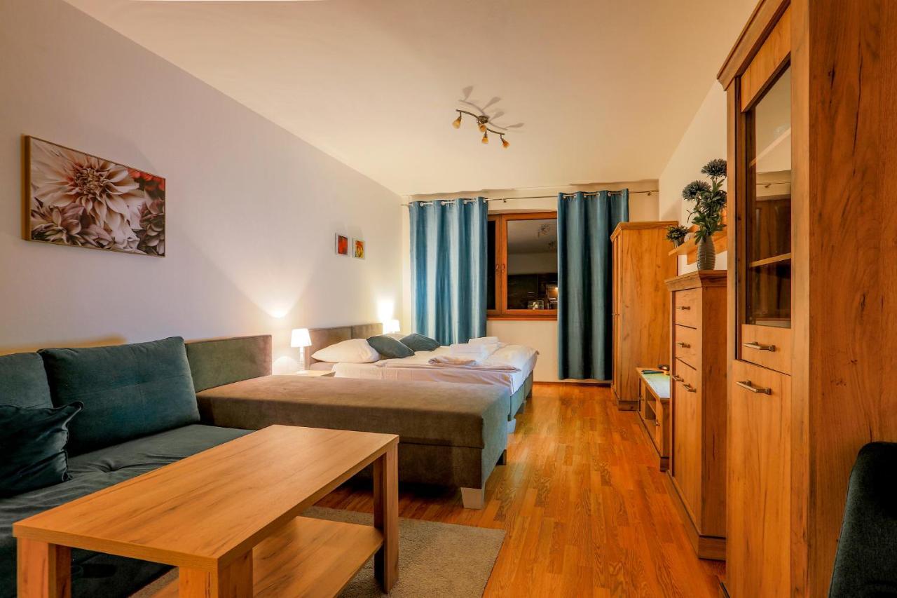 Apartmanovy Dom Fatrapark 1 S Wellness - Hlavna Recepcia Ружомберок Екстер'єр фото