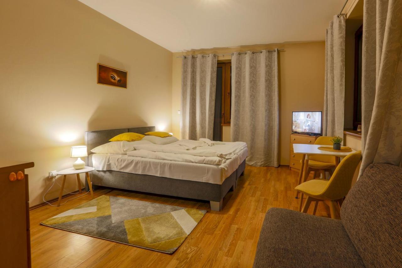 Apartmanovy Dom Fatrapark 1 S Wellness - Hlavna Recepcia Ружомберок Екстер'єр фото