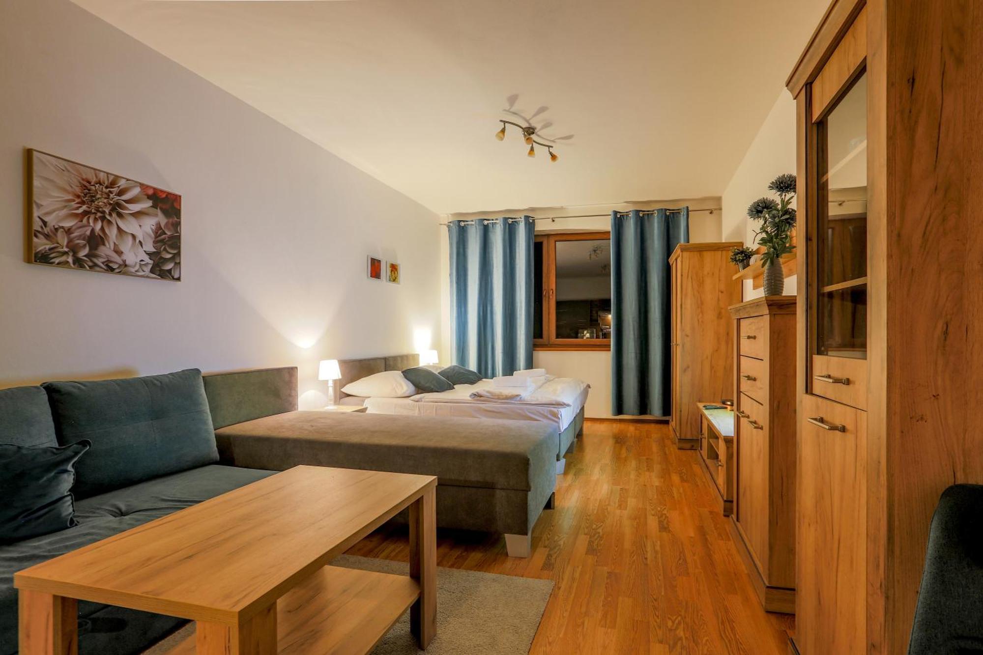 Apartmanovy Dom Fatrapark 1 S Wellness - Hlavna Recepcia Ружомберок Екстер'єр фото