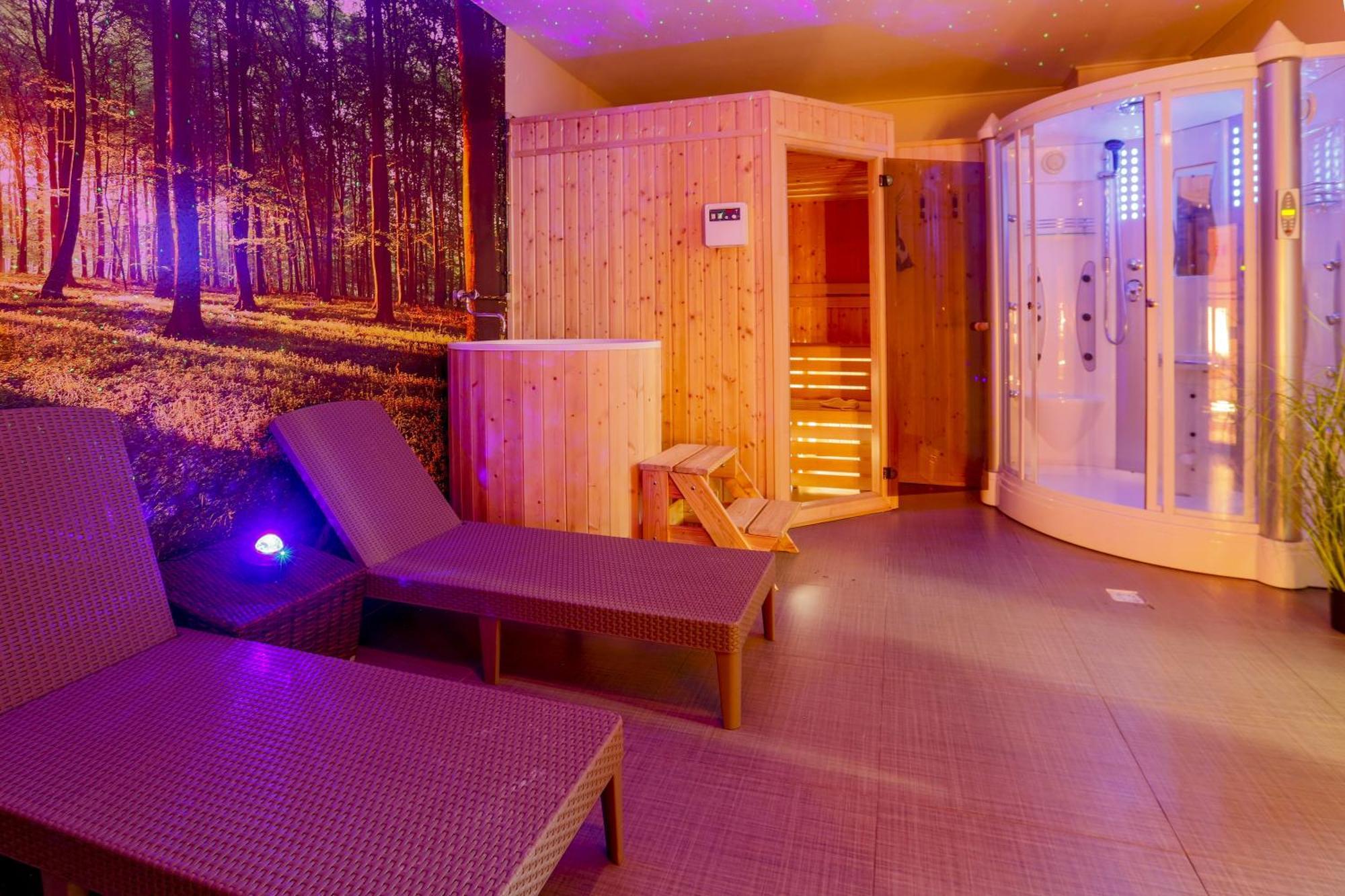 Apartmanovy Dom Fatrapark 1 S Wellness - Hlavna Recepcia Ружомберок Екстер'єр фото